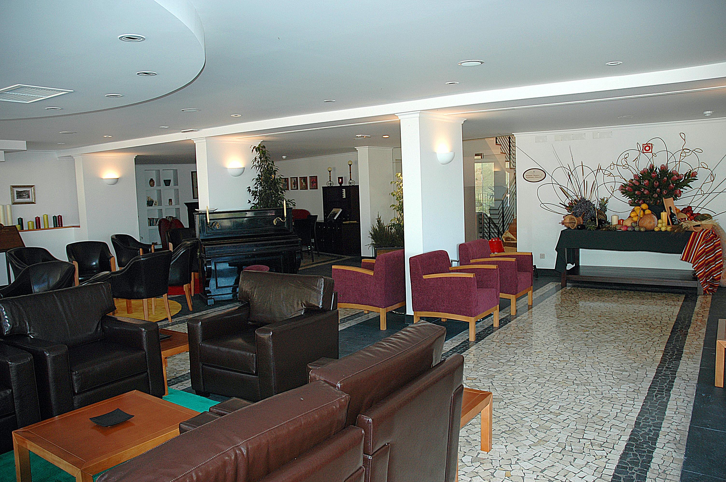 Estalagem Do Vale Hotel เซาวิเซนเจ ภายนอก รูปภาพ