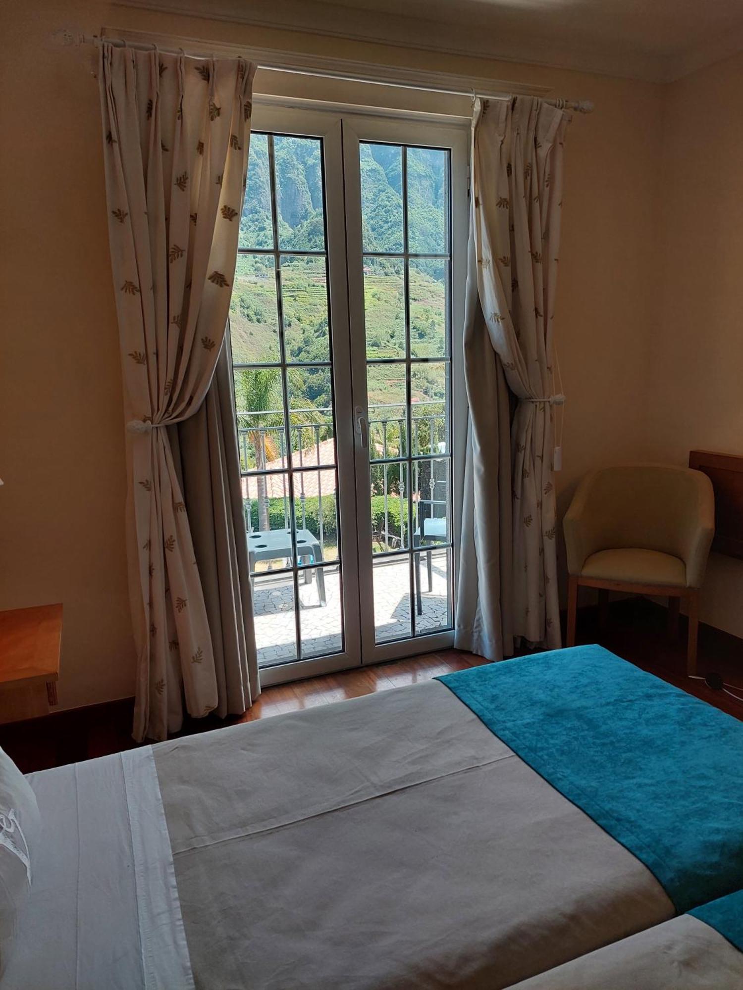 Estalagem Do Vale Hotel เซาวิเซนเจ ภายนอก รูปภาพ