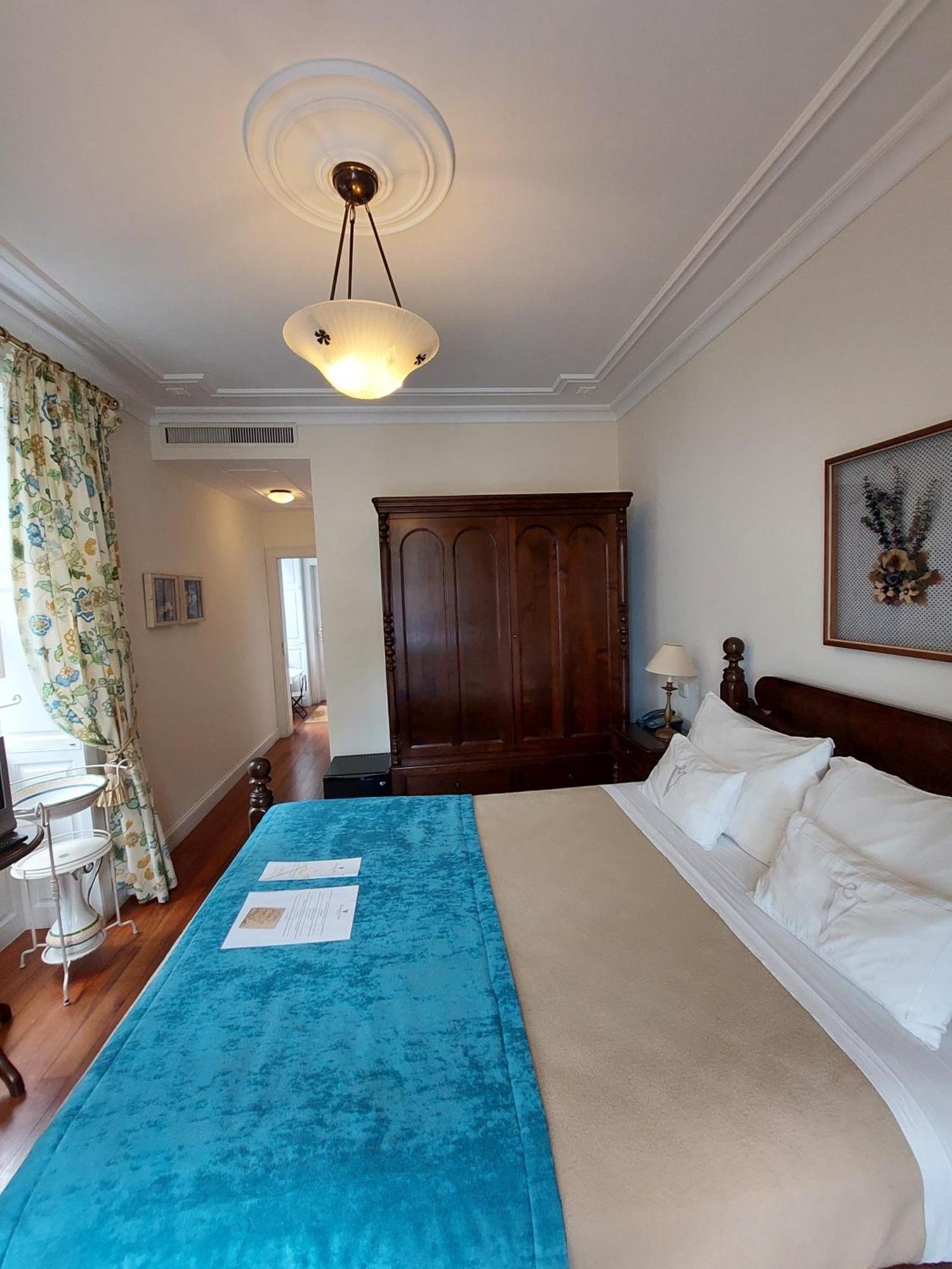 Estalagem Do Vale Hotel เซาวิเซนเจ ภายนอก รูปภาพ