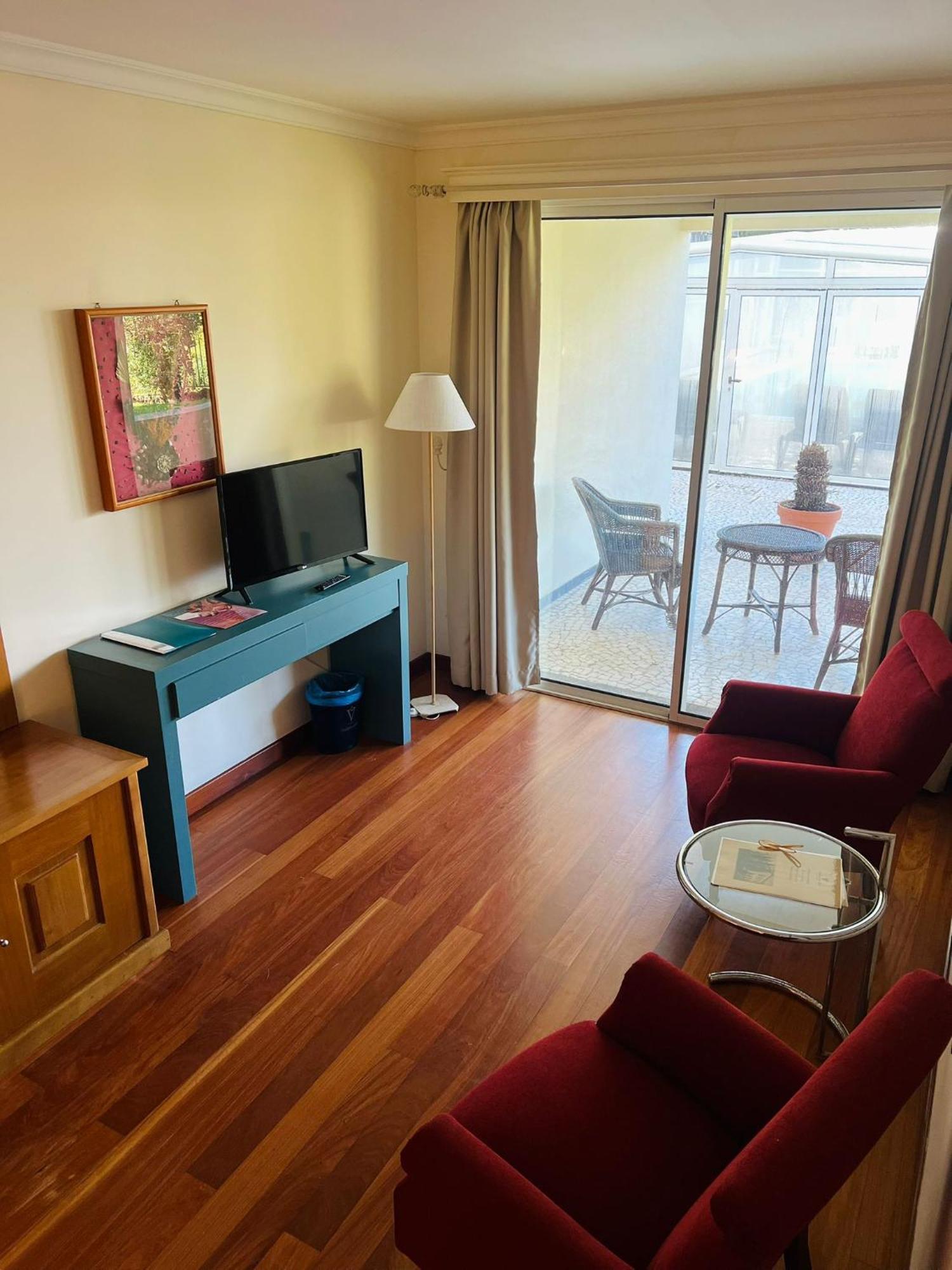 Estalagem Do Vale Hotel เซาวิเซนเจ ภายนอก รูปภาพ